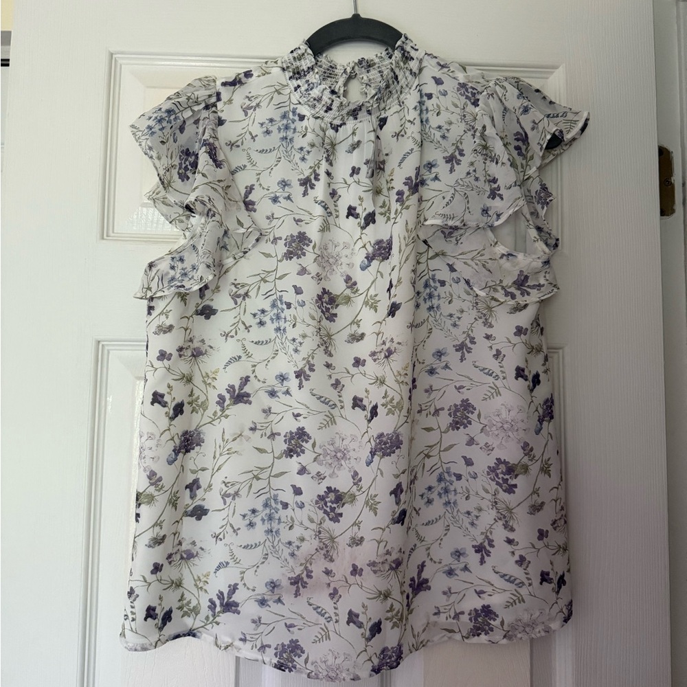 NWT Express White and Purple Floral Ruffled Cap Sleeve Blouse